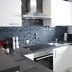 Grosses Apartment - Ruhig, Zentral, Burgnaehe